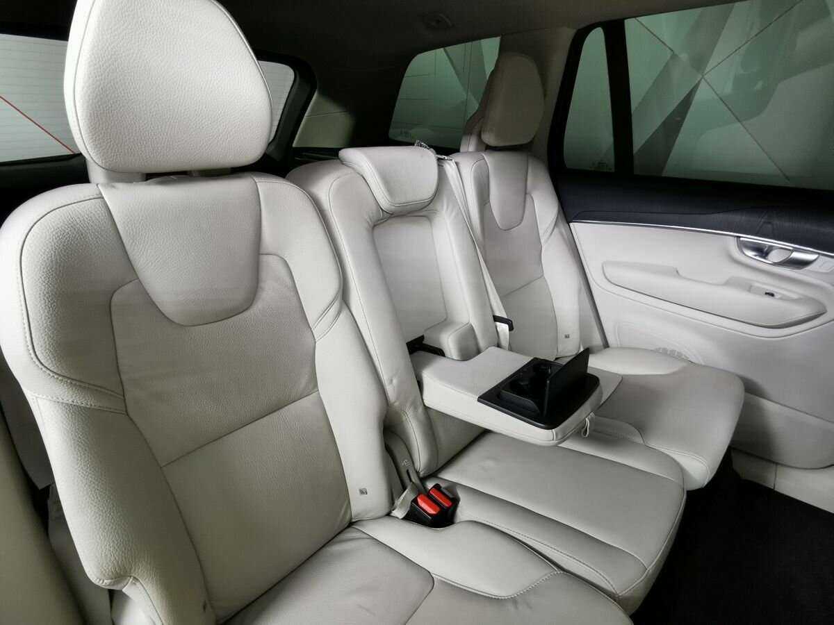 Купить Volvo XC90 с пробегом. Фото: #11