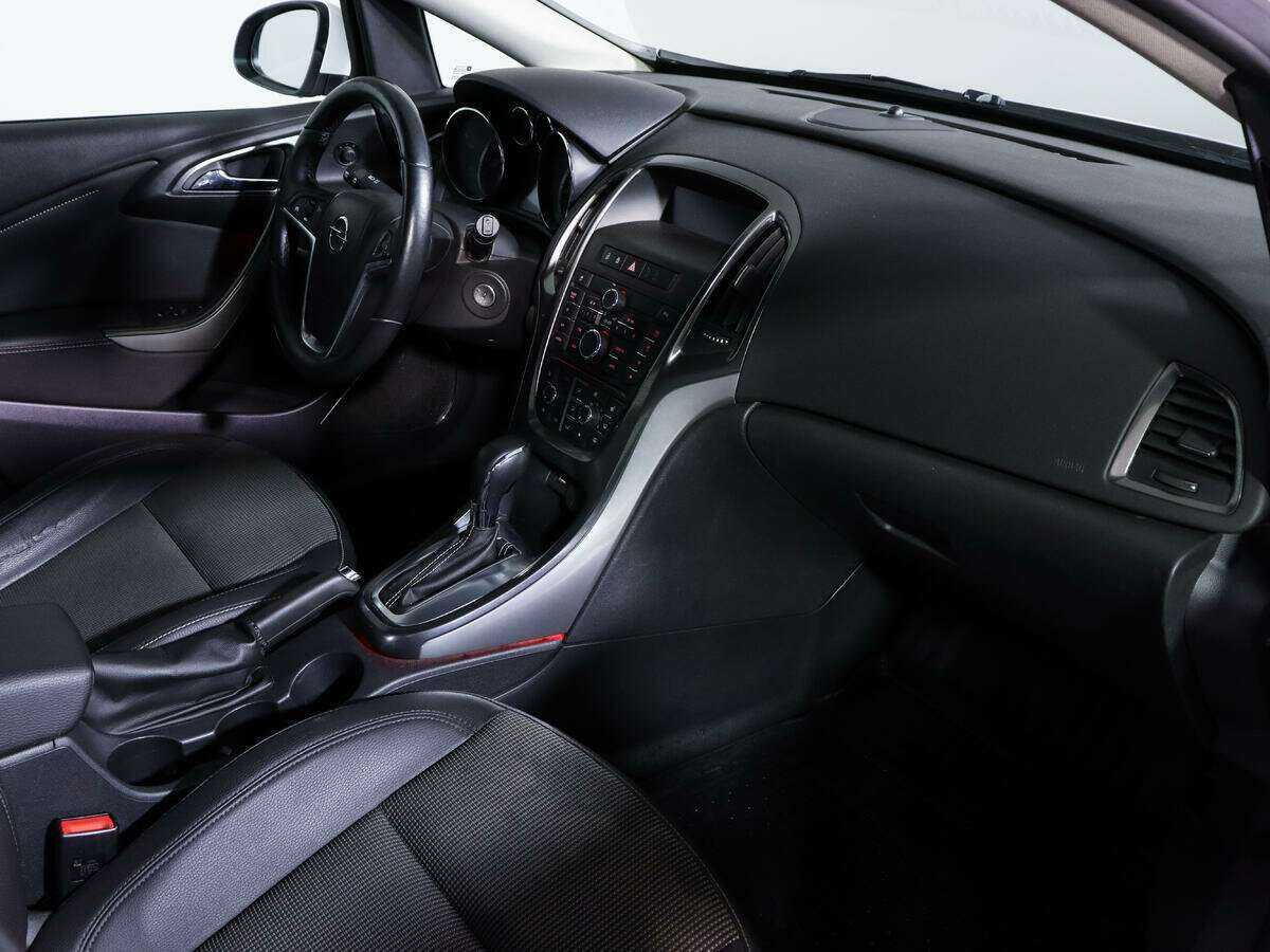 Купить Opel Astra с пробегом. Фото: #8