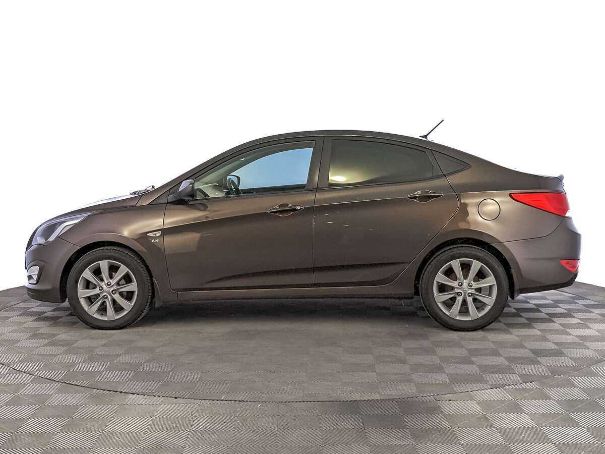 Купить Hyundai Solaris с пробегом. Фото: #6