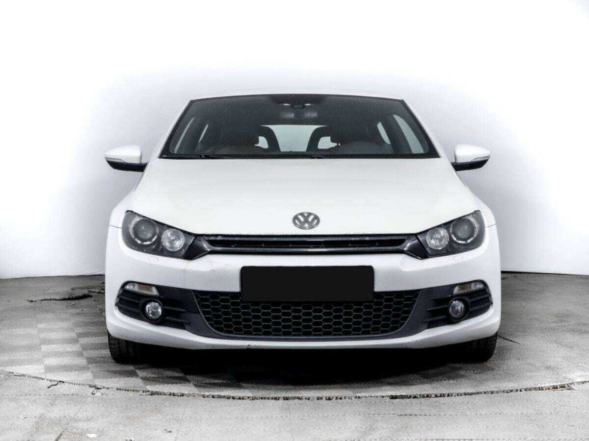 Купить Volkswagen Scirocco с пробегом. Фото: #1