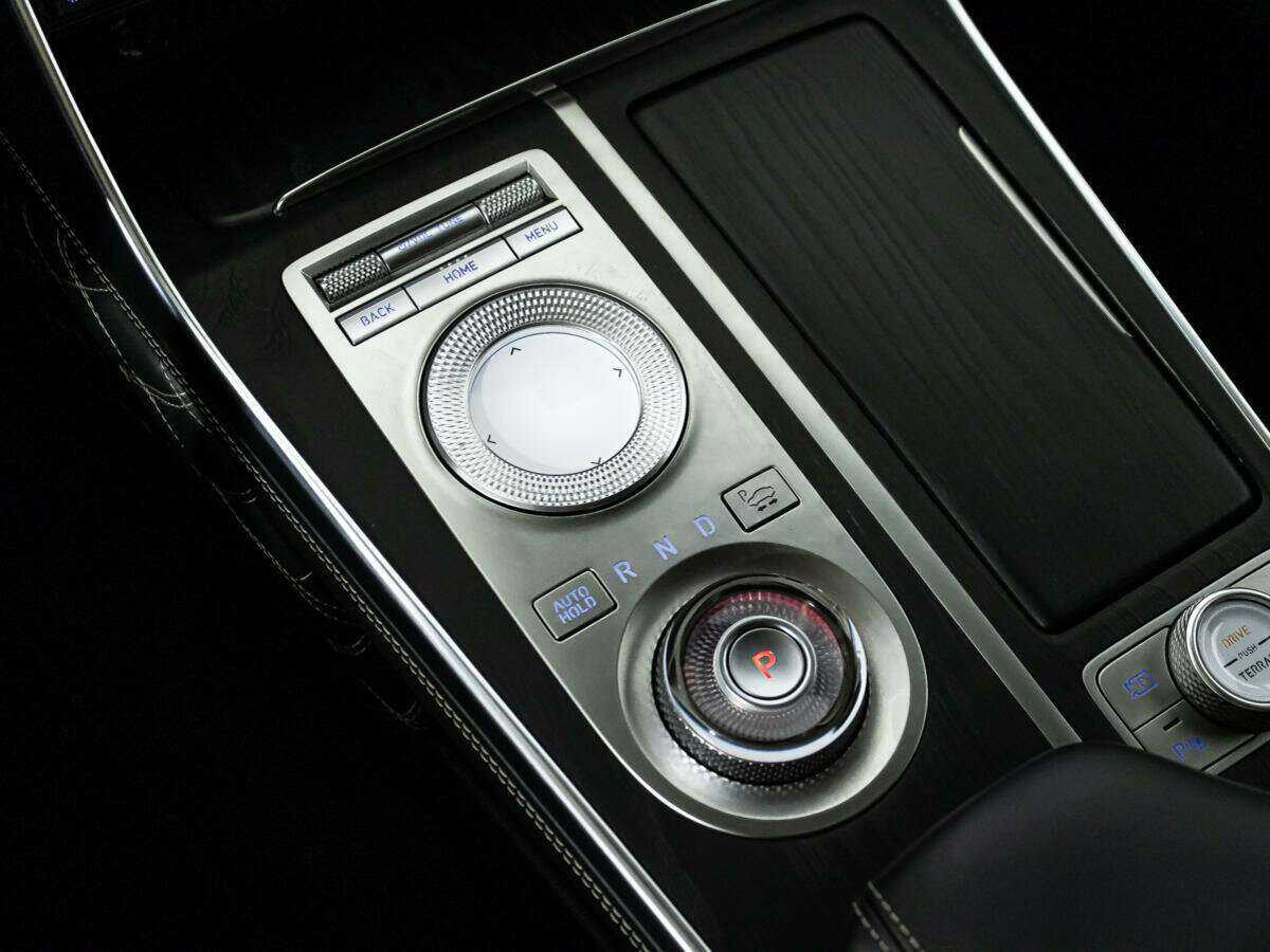 Купить Genesis GV80 с пробегом. Фото: #22