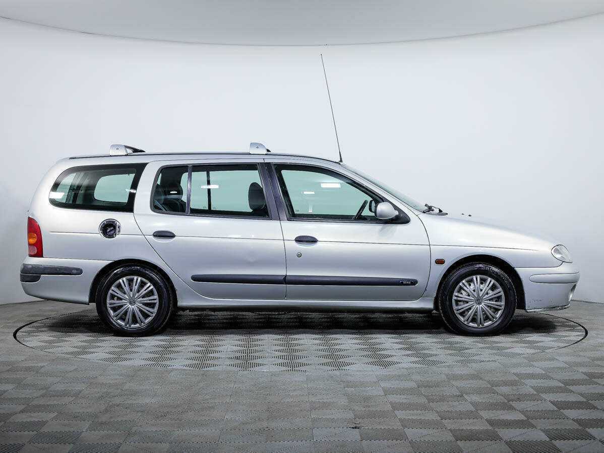 Купить Renault Megane с пробегом. Фото: #3