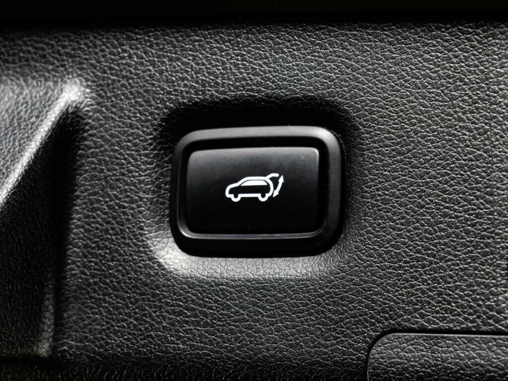 Купить Hyundai Santa Fe с пробегом. Фото: #21