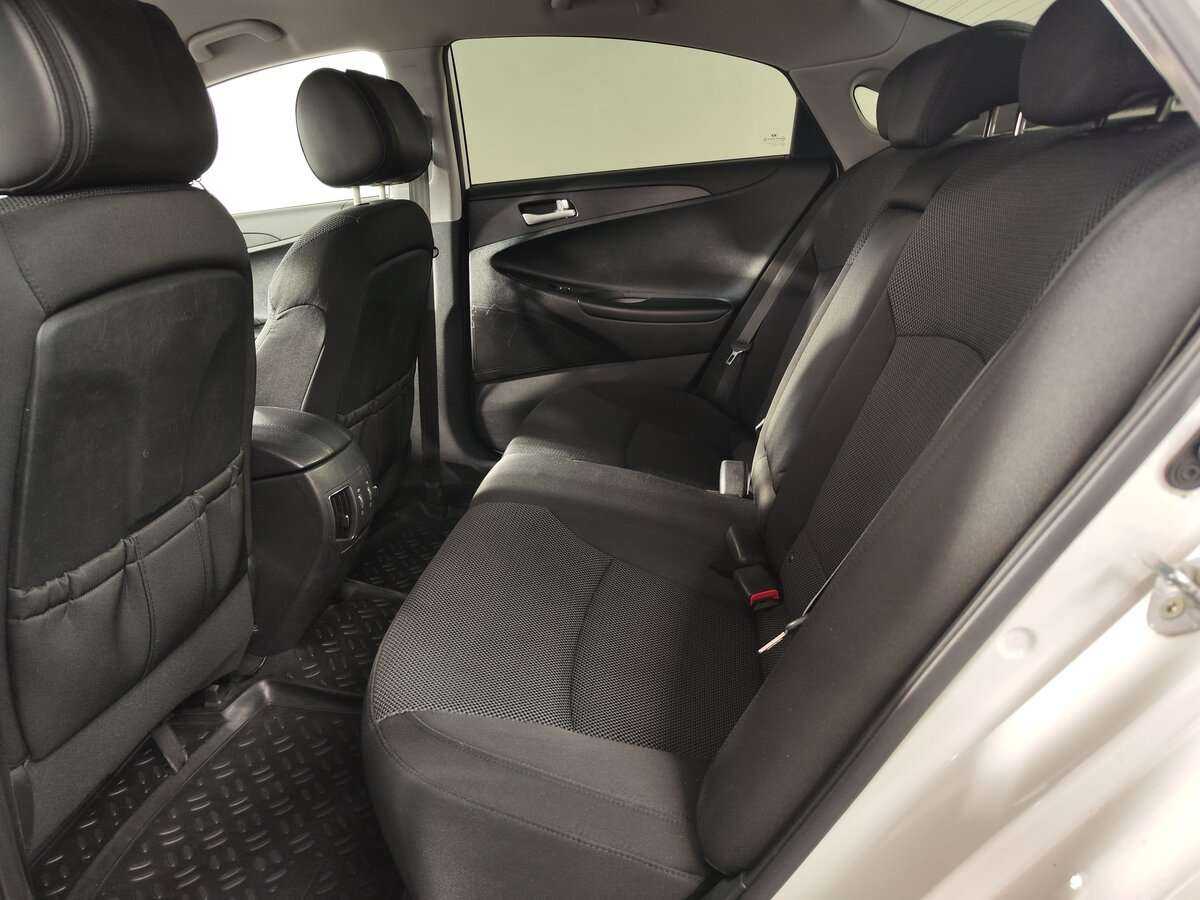 Купить Hyundai Sonata с пробегом. Фото: #7