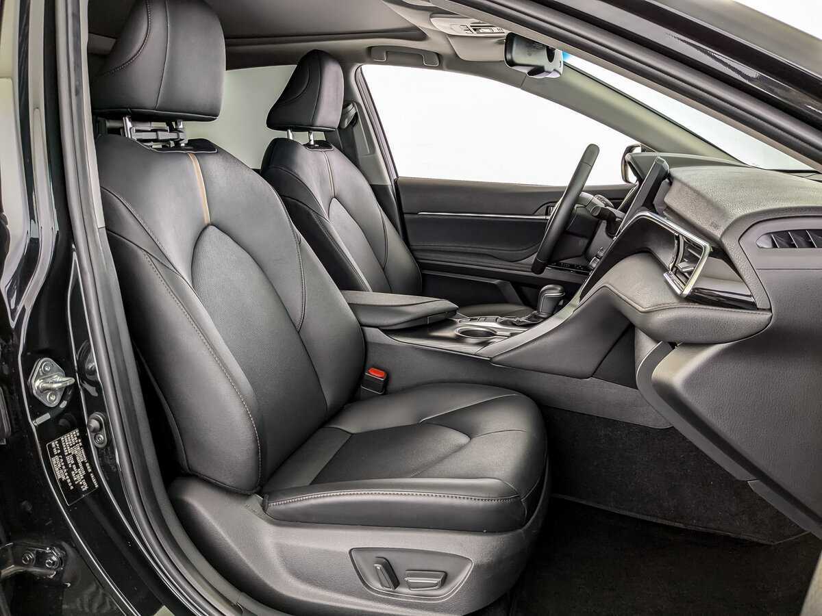 Купить Toyota Camry с пробегом. Фото: #19