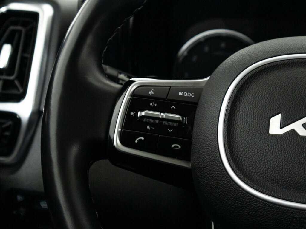 Купить Kia Sorento с пробегом. Фото: #23