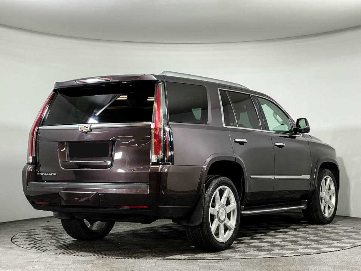 Купить Cadillac Escalade с пробегом. Фото: #4