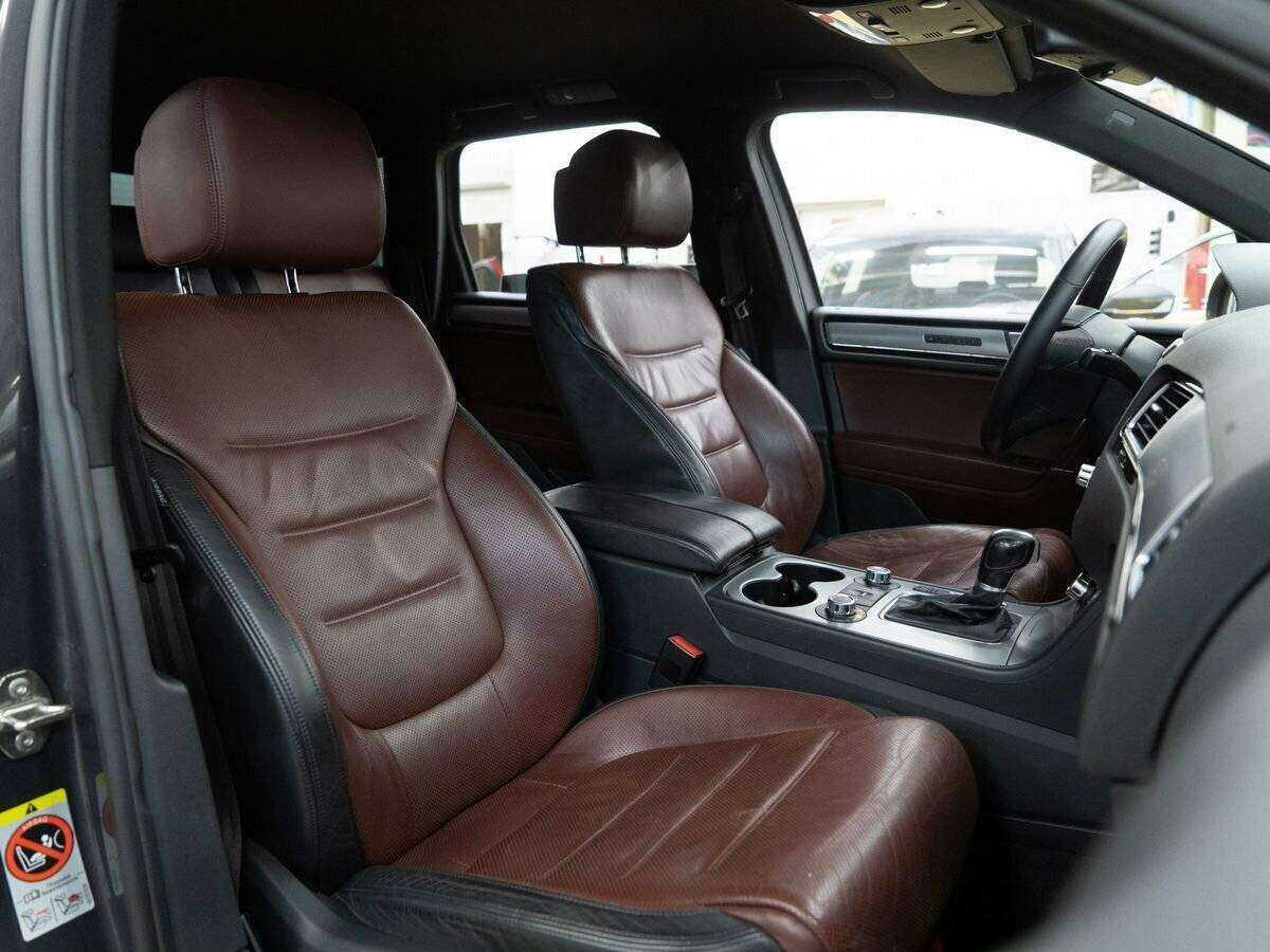 Купить Volkswagen Touareg с пробегом. Фото: #8