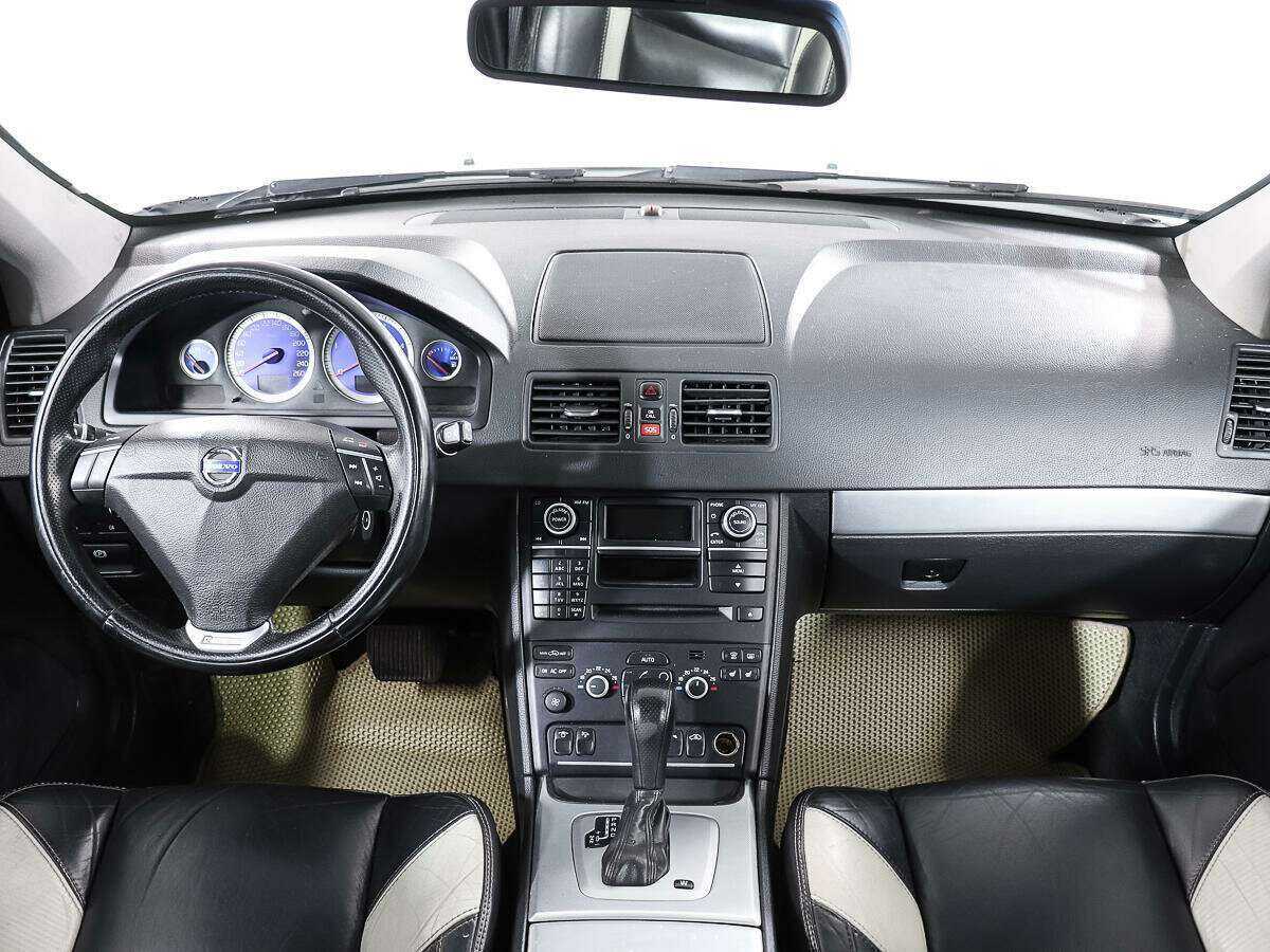 Купить Volvo XC90 с пробегом. Фото: #11