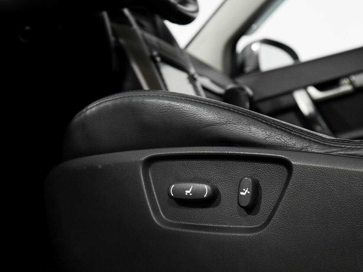 Купить Chevrolet Captiva с пробегом. Фото: #9