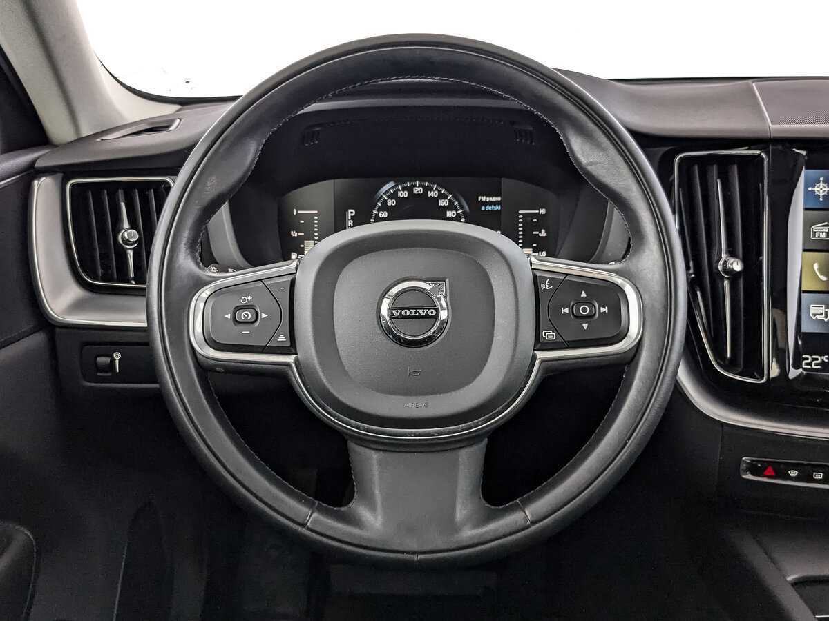 Купить Volvo XC60 с пробегом. Фото: #20