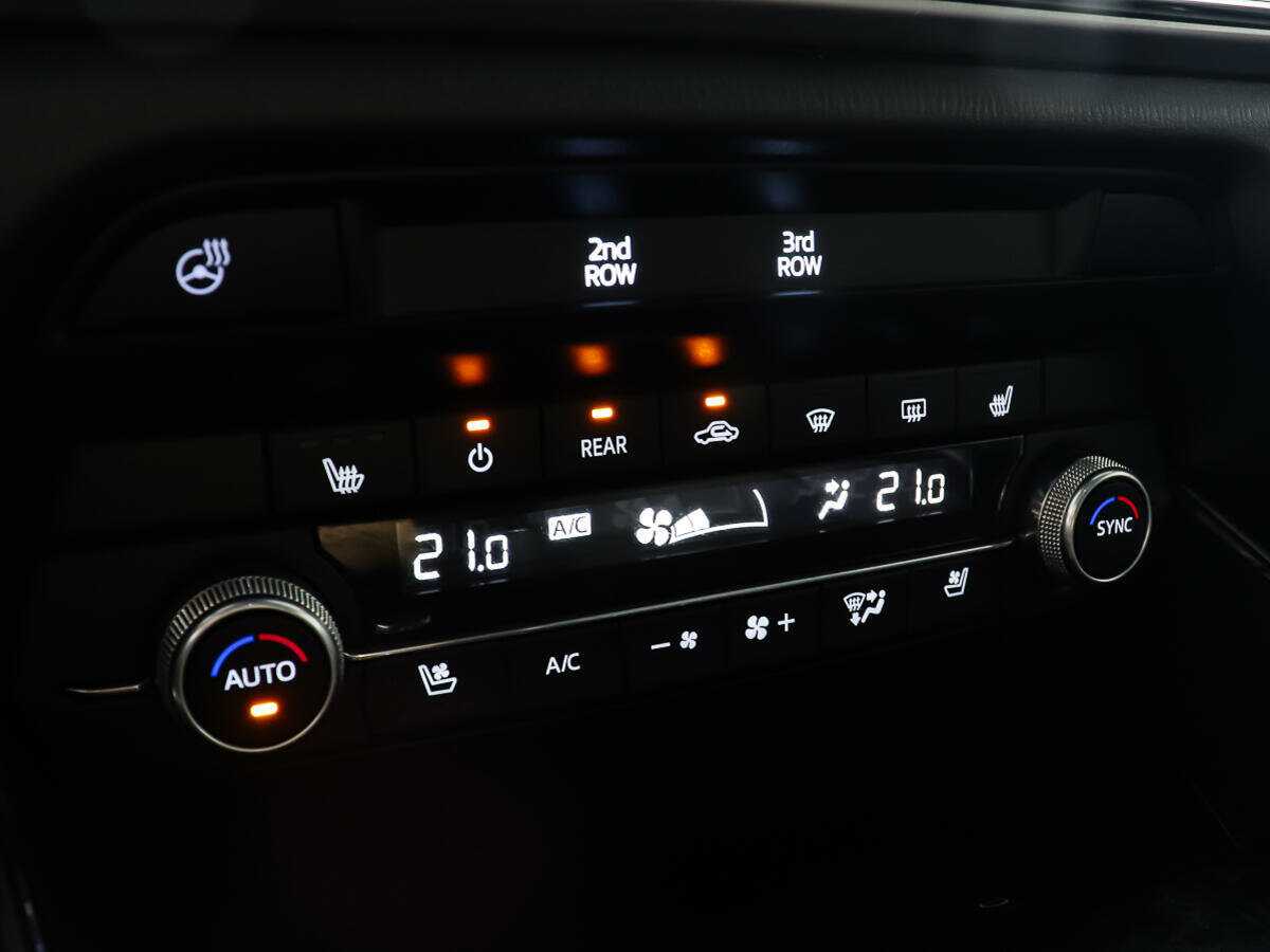 Купить Mazda CX-9 с пробегом. Фото: #18