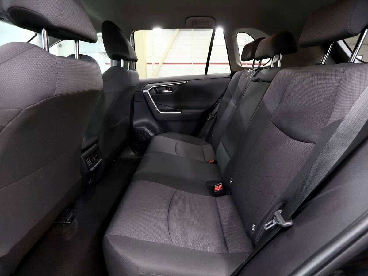 Купить Toyota RAV4 с пробегом. Фото: #22