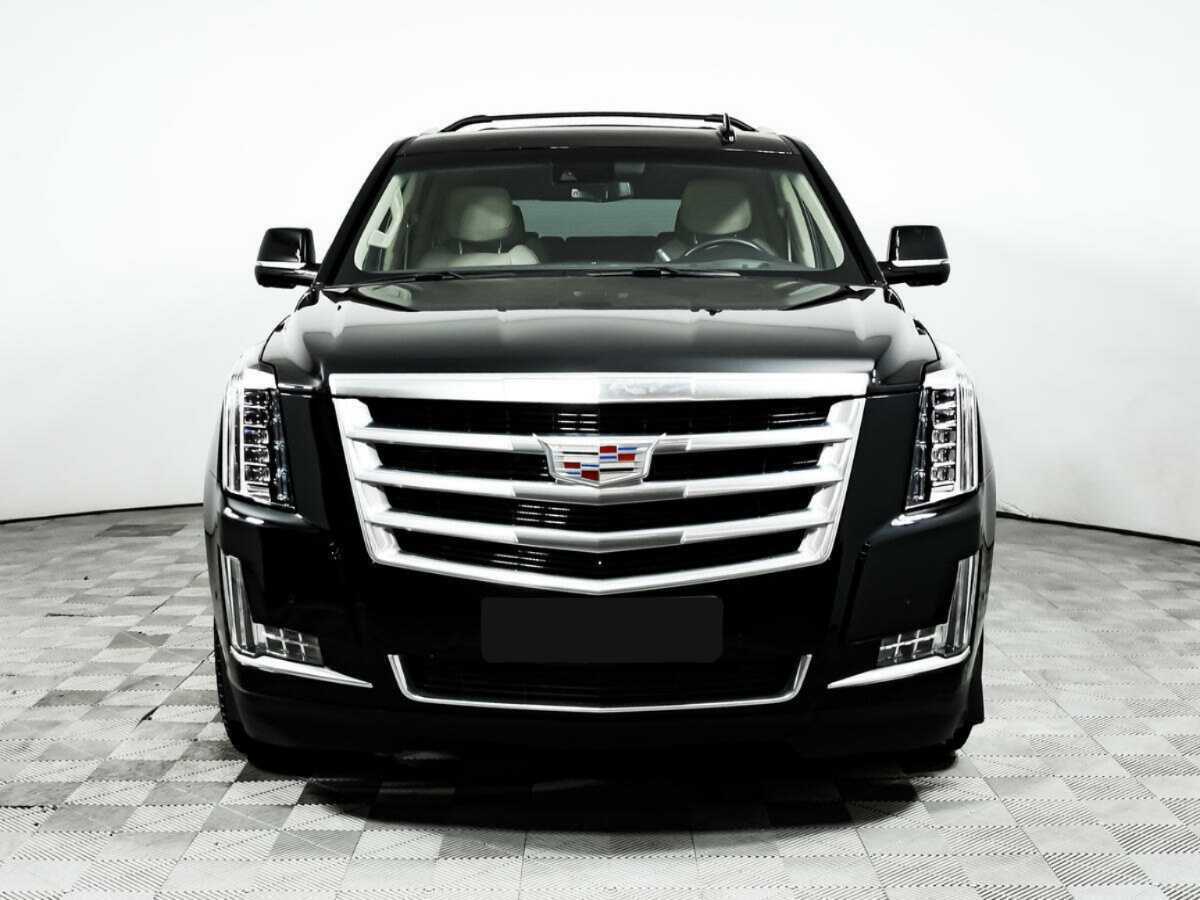 Купить Cadillac Escalade с пробегом. Фото: #1