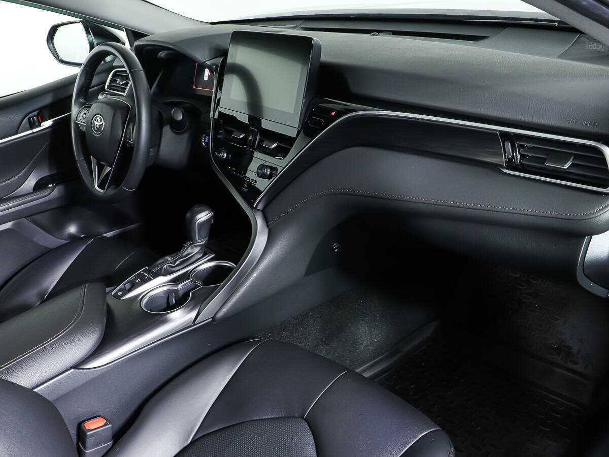 Купить Toyota Camry с пробегом. Фото: #7