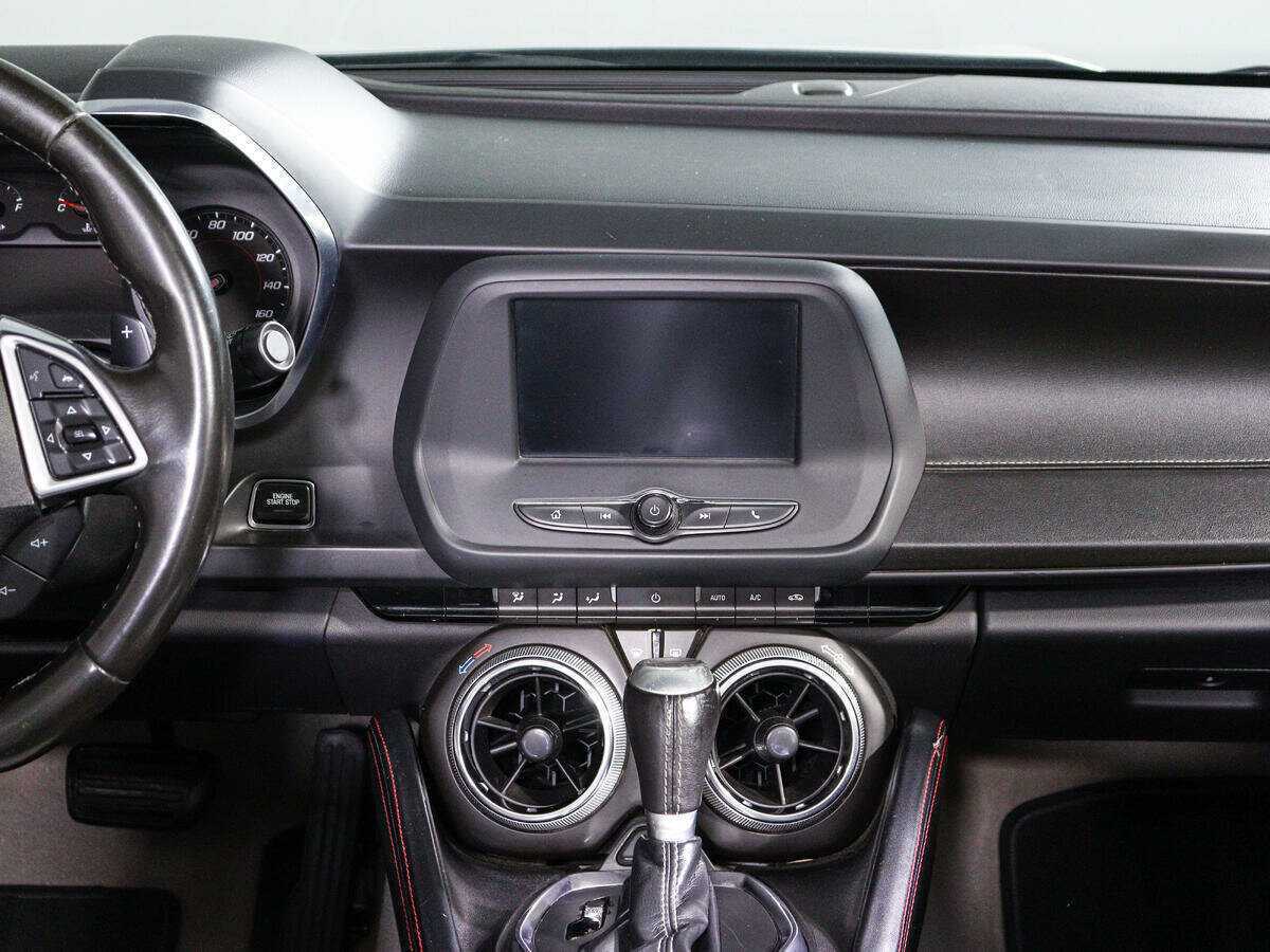 Купить Chevrolet Camaro с пробегом. Фото: #17