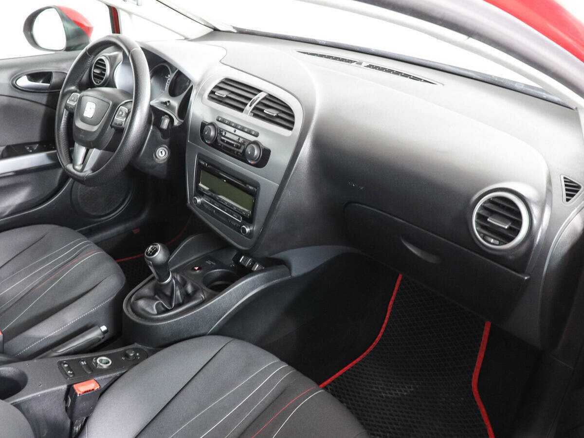 Купить SEAT Leon с пробегом. Фото: #8