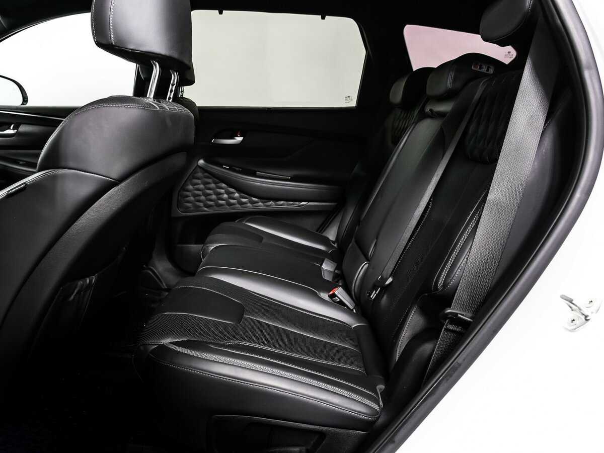 Купить Hyundai Santa Fe с пробегом. Фото: #13
