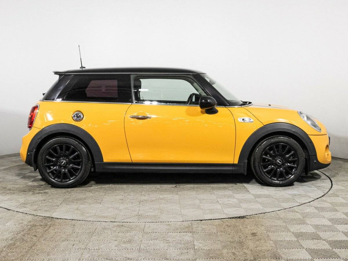 Купить Mini Hatch с пробегом. Фото: #3