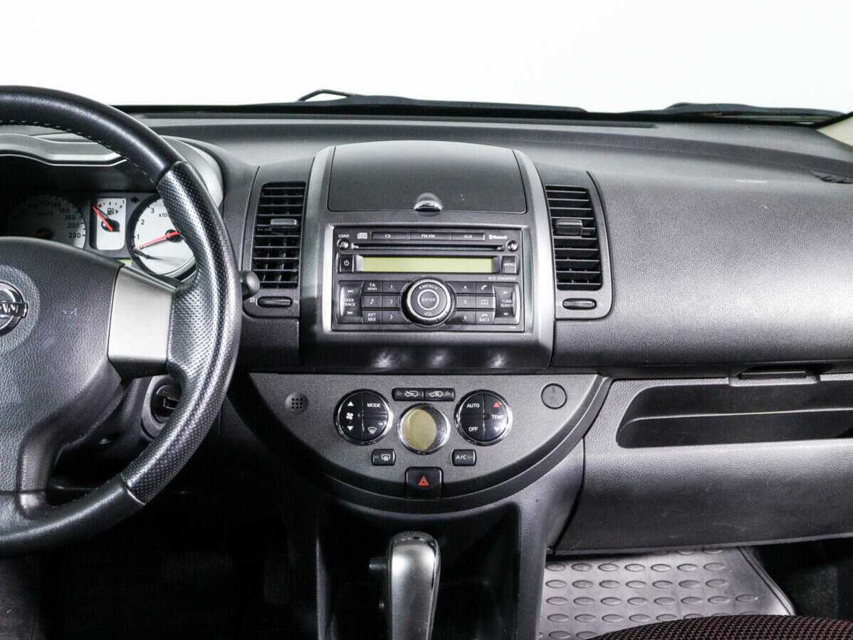 Купить Nissan Note с пробегом. Фото: #10