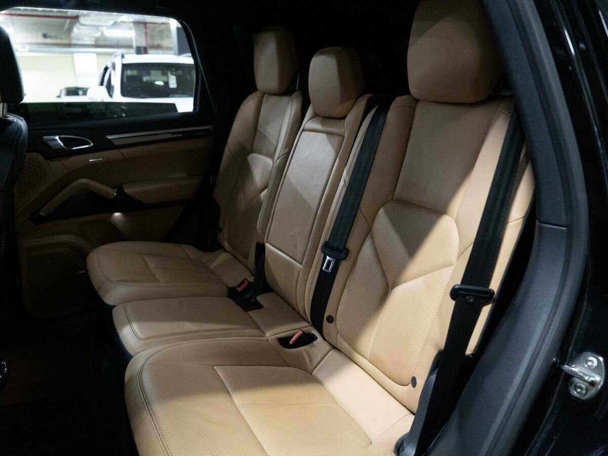 Купить Porsche Cayenne с пробегом. Фото: #10