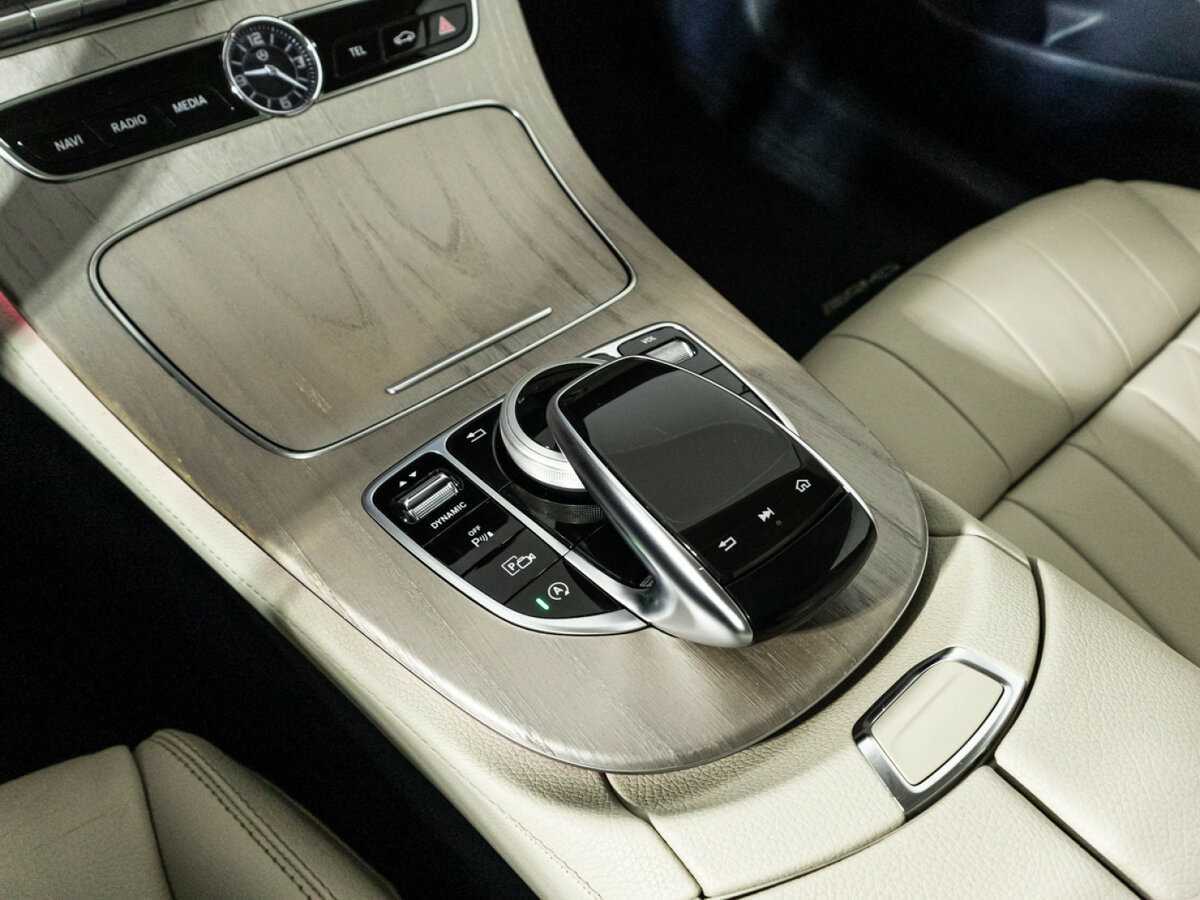 Купить Mercedes-Benz E-Класс с пробегом. Фото: #20