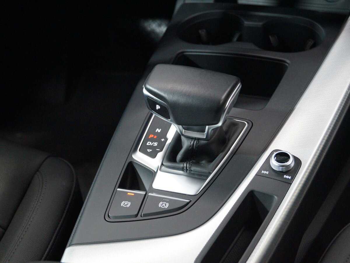 Купить Audi A4 с пробегом. Фото: #18