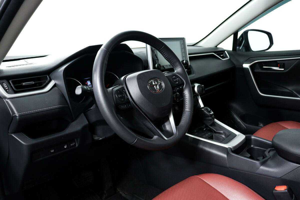 Купить Toyota RAV4 с пробегом. Фото: #12