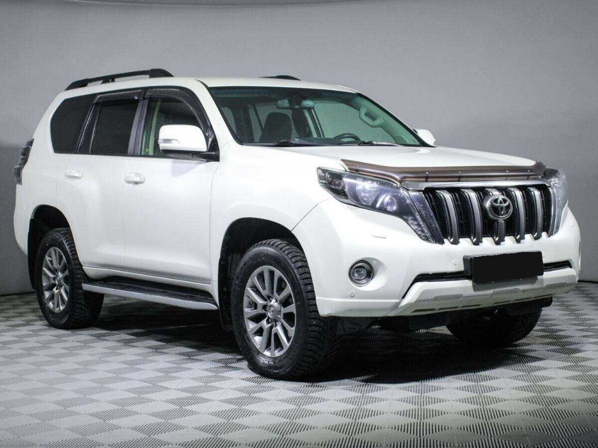Купить Toyota Land Cruiser Prado с пробегом. Фото: #2