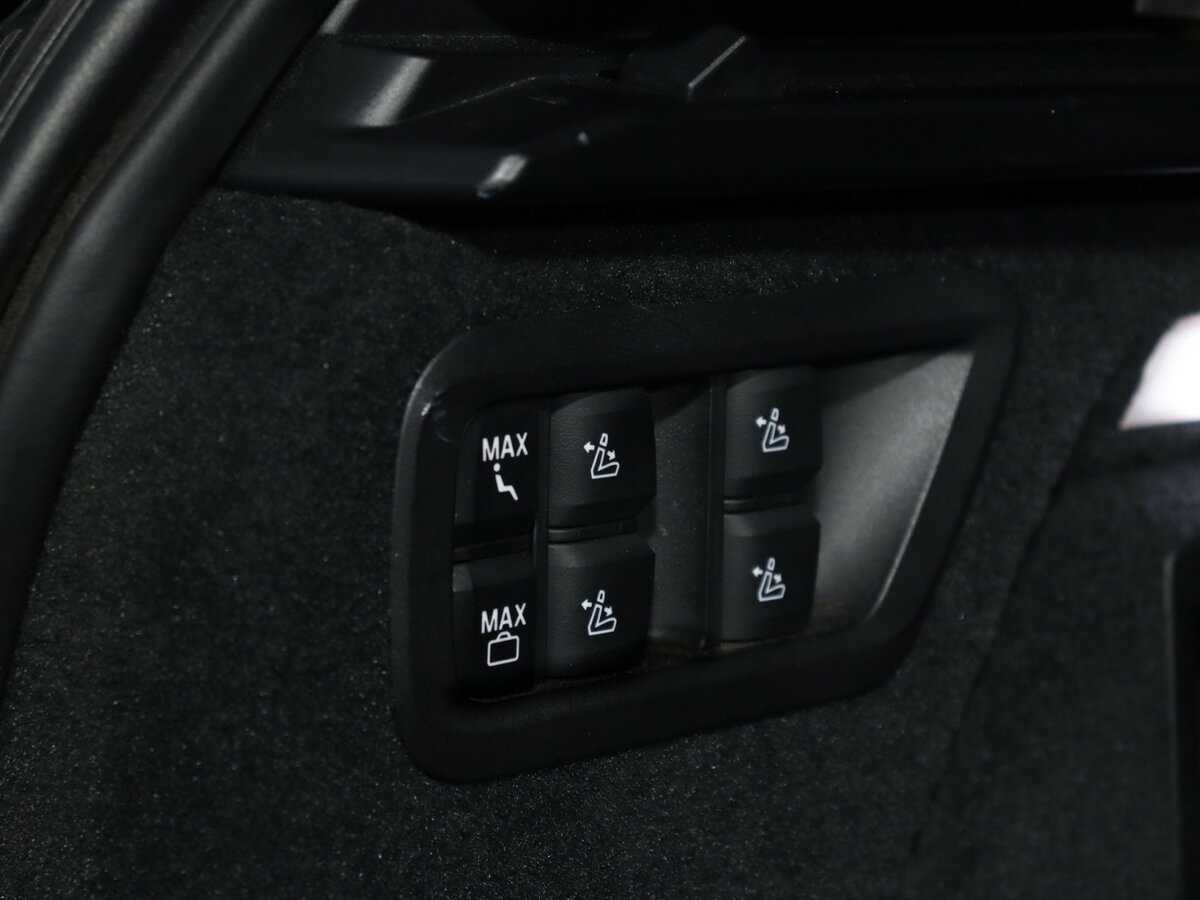 Купить BMW X7 с пробегом. Фото: #21