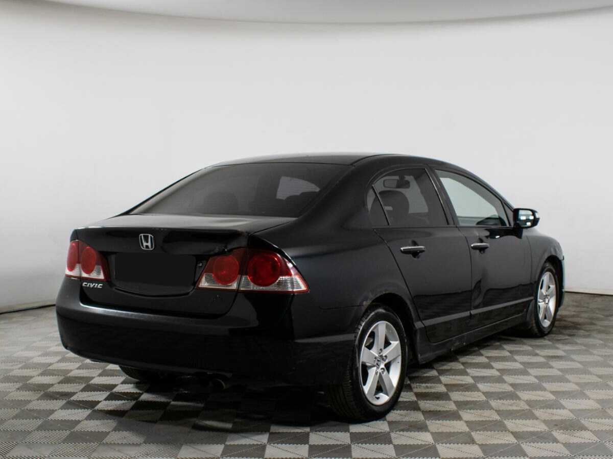 Купить Honda Civic с пробегом. Фото: #4