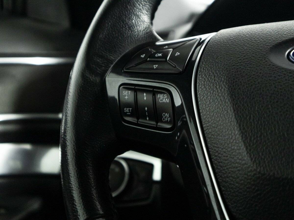 Купить Ford Explorer с пробегом. Фото: #23
