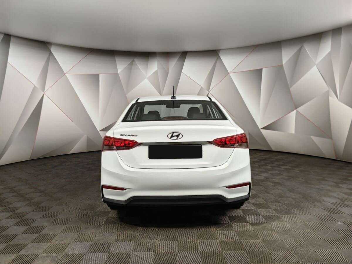 Купить Hyundai Solaris с пробегом. Фото: #7