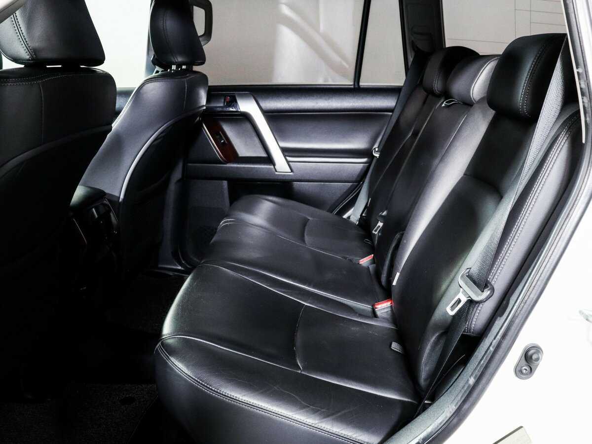 Купить Toyota Land Cruiser Prado с пробегом. Фото: #9