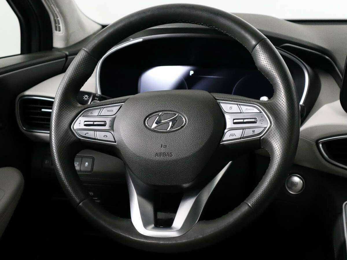 Купить Hyundai Santa Fe с пробегом. Фото: #11