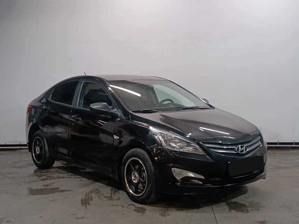 Купить Hyundai Solaris с пробегом. Фото: #2