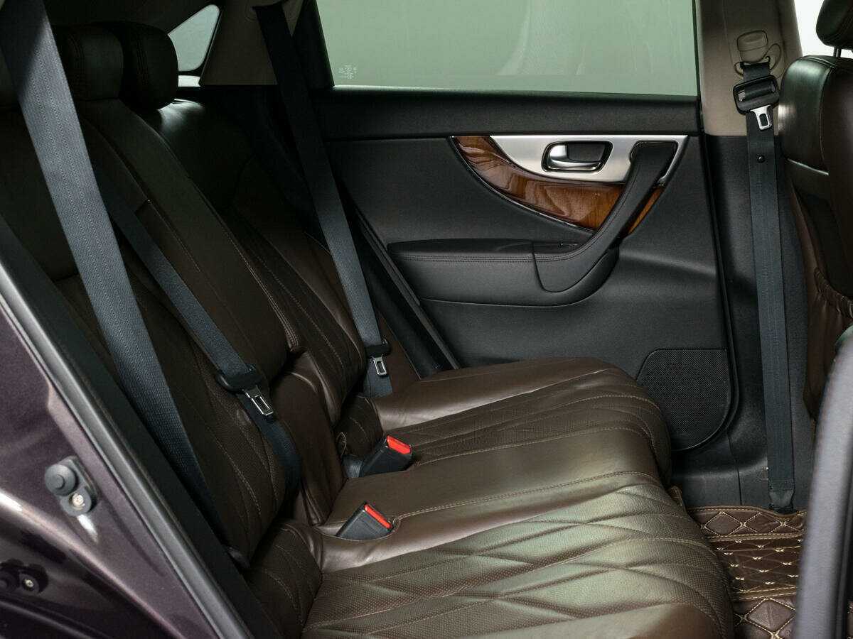 Купить Infiniti FX с пробегом. Фото: #11