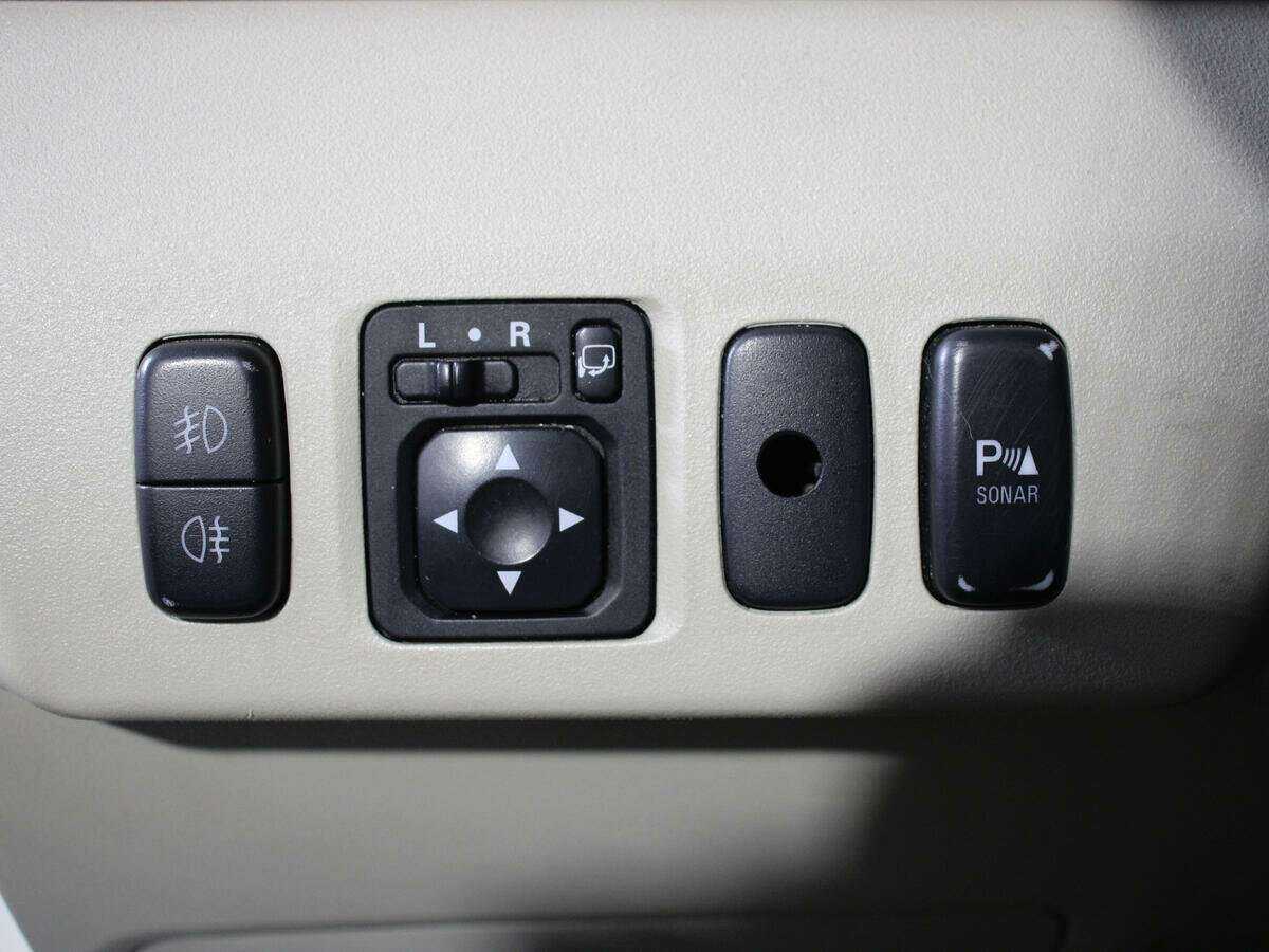 Купить Mitsubishi Pajero с пробегом. Фото: #19