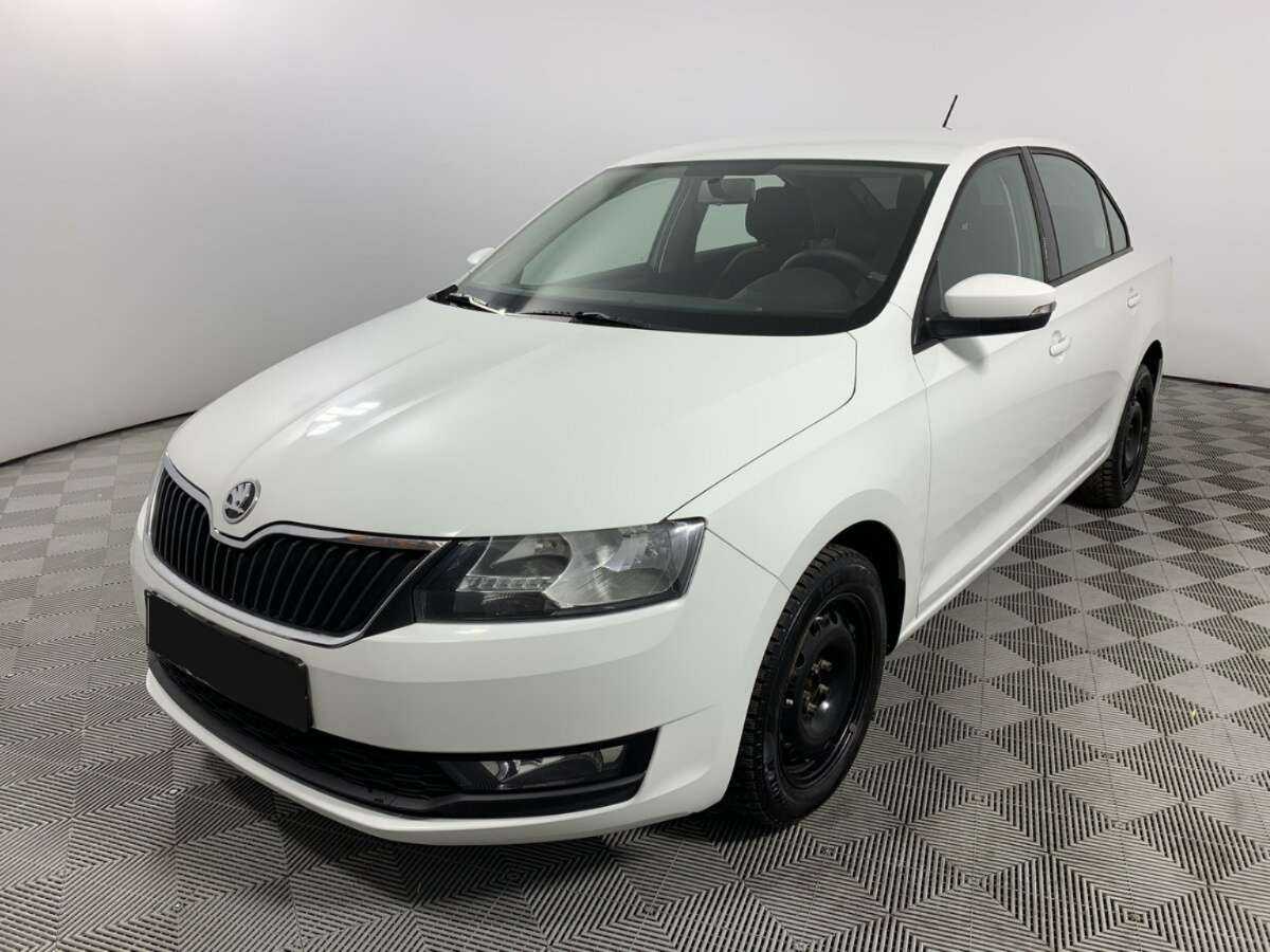 Купить Skoda Rapid с пробегом. Посмотреть фото