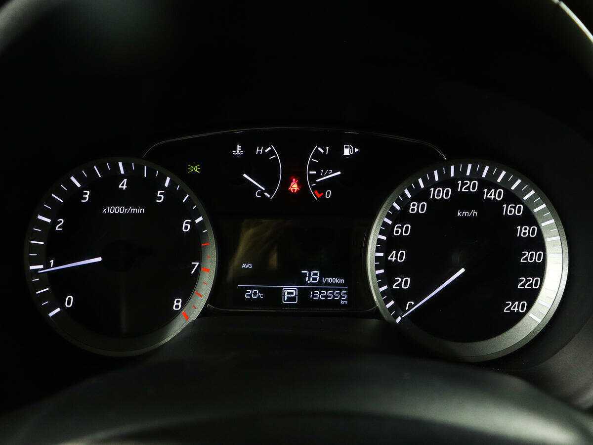Купить Nissan Sentra с пробегом. Фото: #10