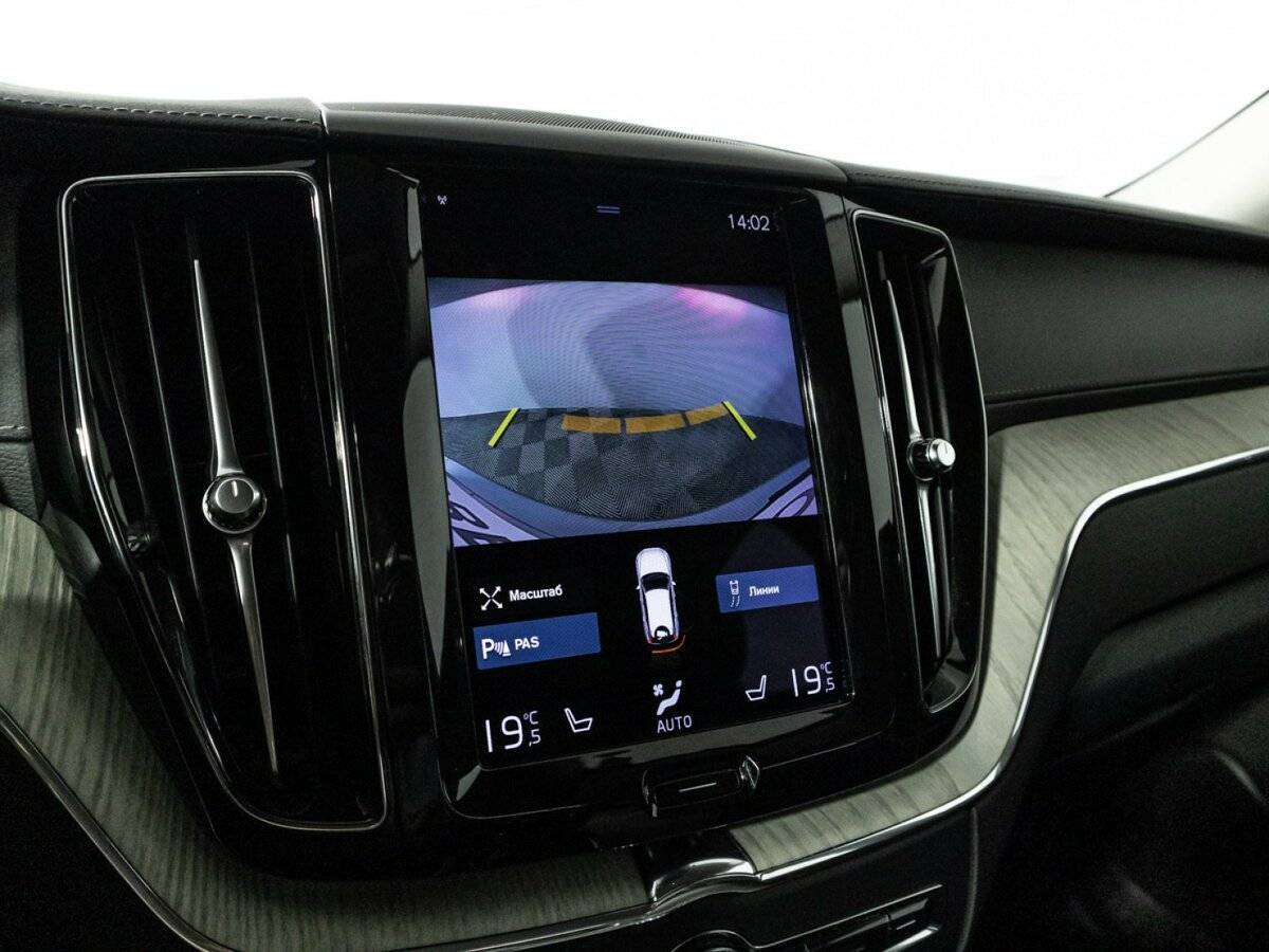 Купить Volvo XC60 с пробегом. Фото: #18