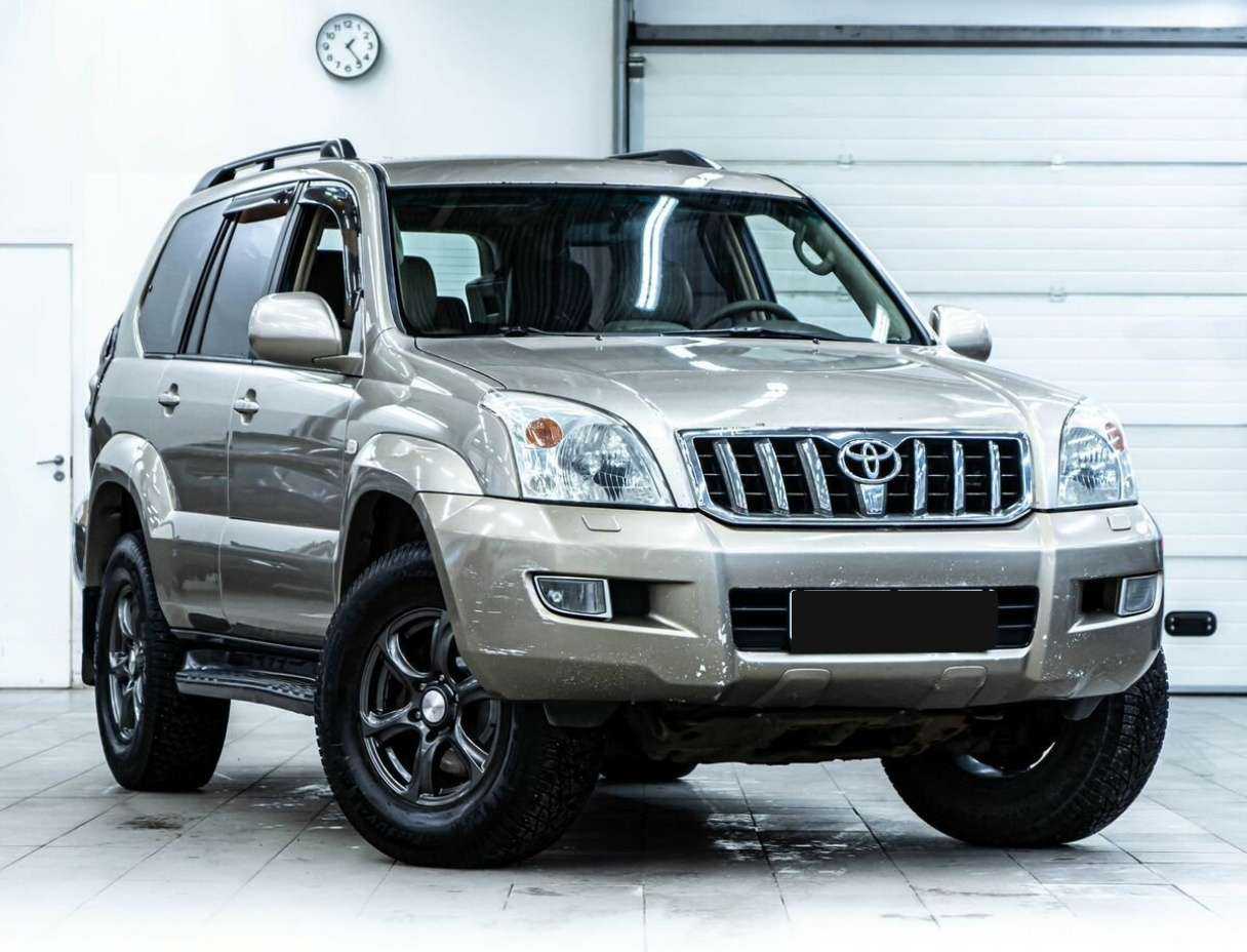 Купить Toyota Land Cruiser Prado с пробегом. Фото: #1