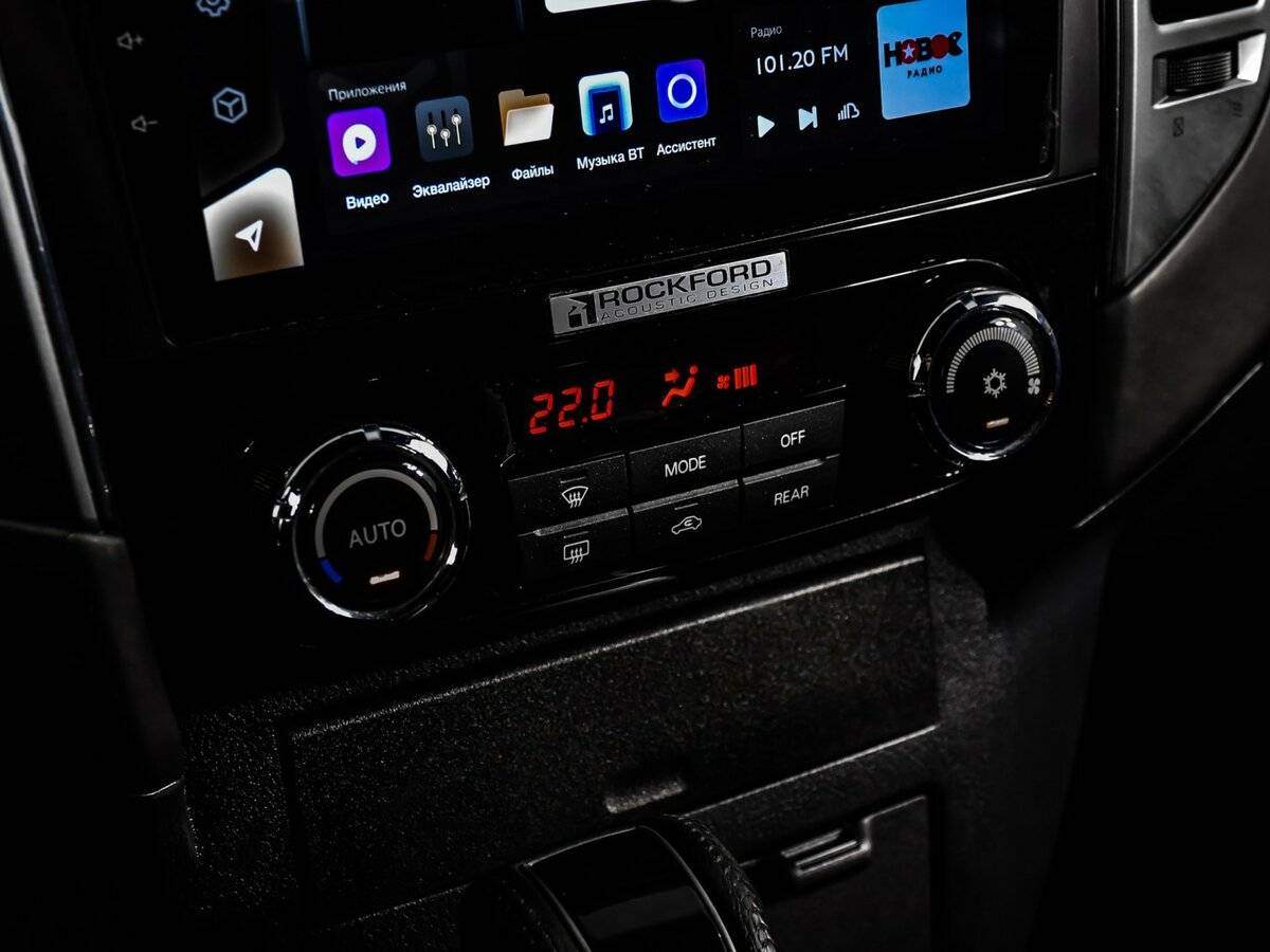 Купить Mitsubishi Pajero с пробегом. Фото: #20