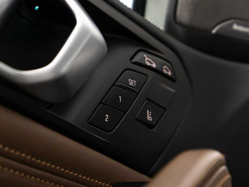 Купить BMW X6 с пробегом. Фото: #17