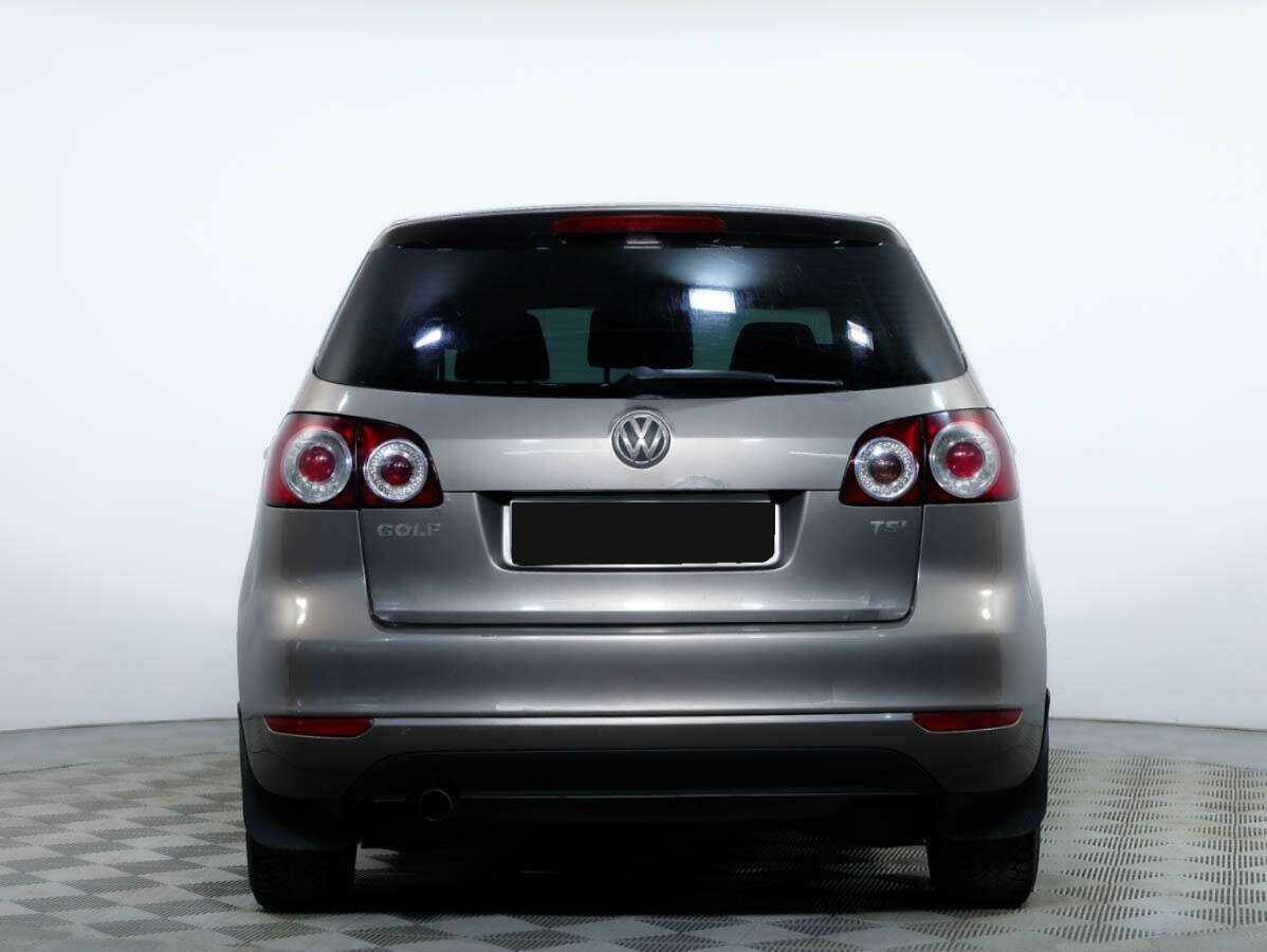 Купить Volkswagen Golf Plus с пробегом. Фото: #4