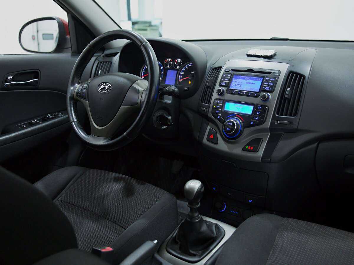 Купить Hyundai i30 с пробегом. Фото: #8