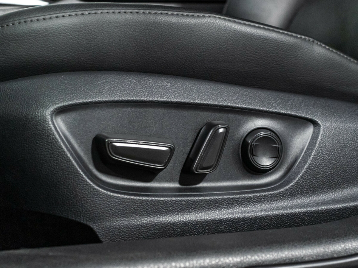 Купить Toyota Camry с пробегом. Фото: #13