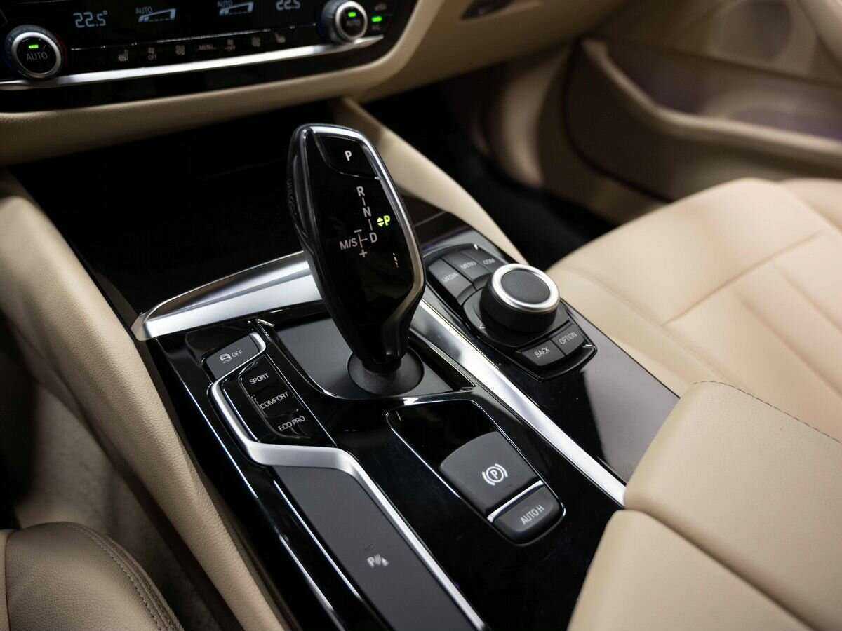 Купить BMW 5 серии с пробегом. Фото: #21