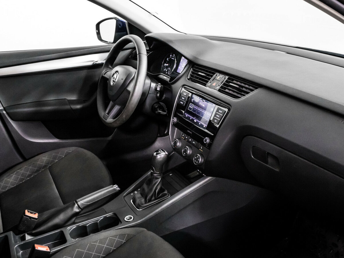 Купить Skoda Octavia с пробегом. Фото: #6