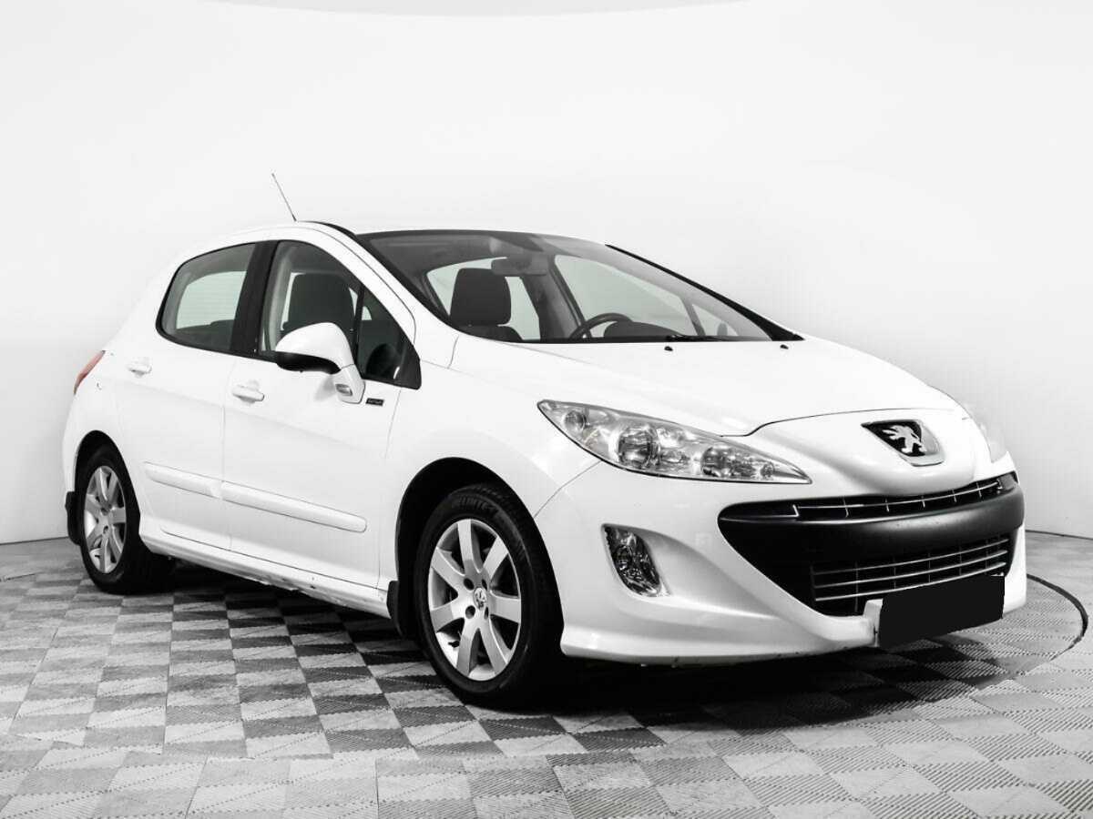 Купить Peugeot 308 с пробегом. Фото: #2